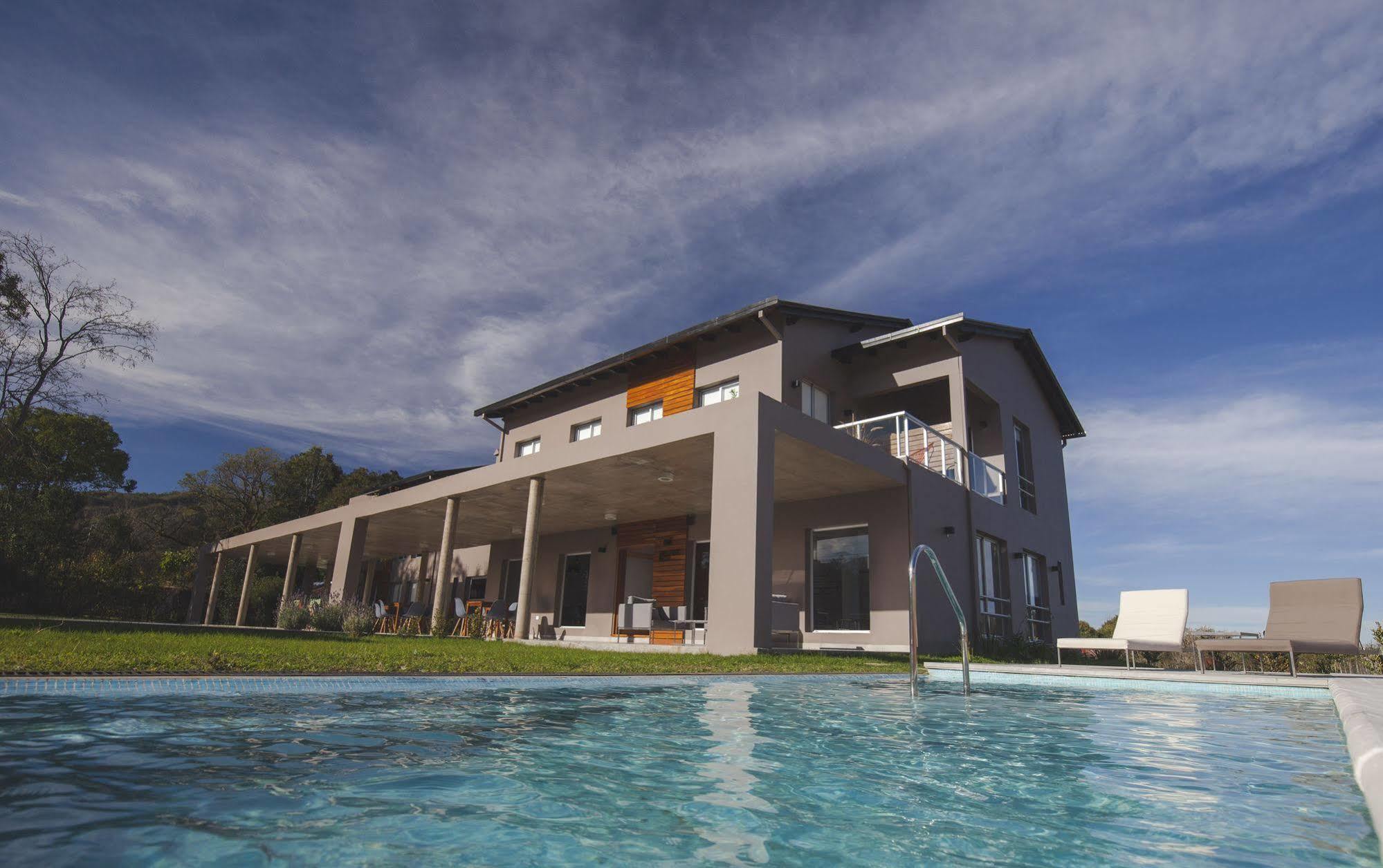 Hotel Amalinas San Lorenzo (Salta)